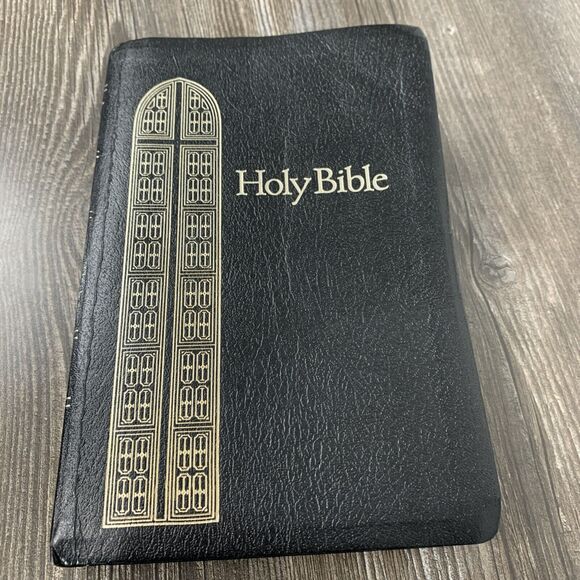 Nelson Regency Holy Bible KJV Giant Print Red Letter 883C 1990 9.5”x6.5” Leather - Picture 1 of 14